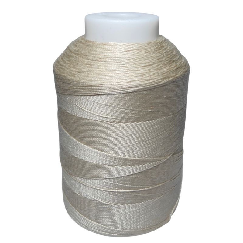 Iris Ultra Cotton Three-Ply Quilting Thread - Ecru 4
