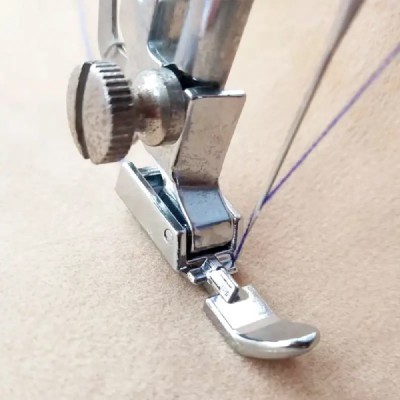 Sewing Machine Foot - Zipper Foot Left Right
