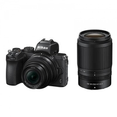 nikon z50 mirrorless digital camera with 16-50mm + 50-250mm lenses
