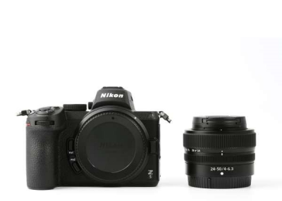 nikon z5 mirrorless digital camera with 24-50mm f/4-6.3 lens