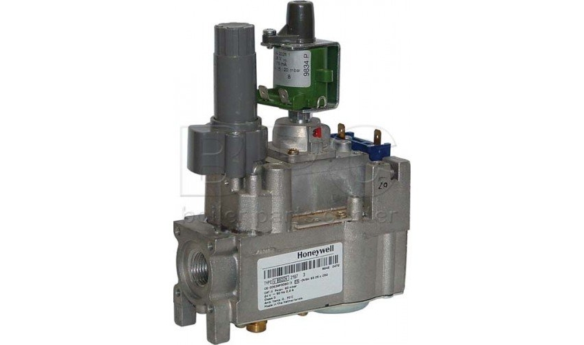 ferroli 39800540 gas valve - ( v8600n ) brand new and original
